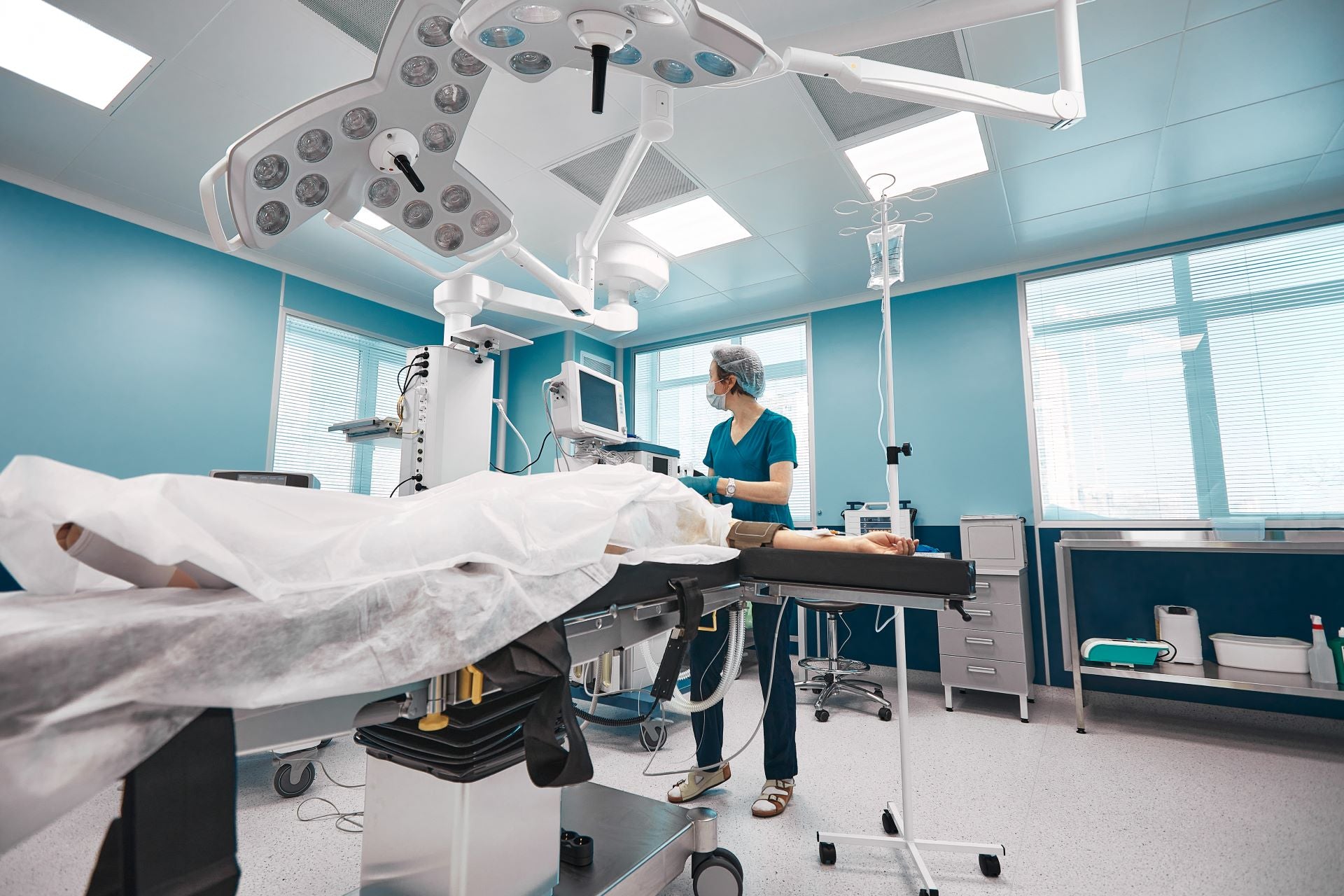 Essential Operating Room Equipment for Smooth Surgery