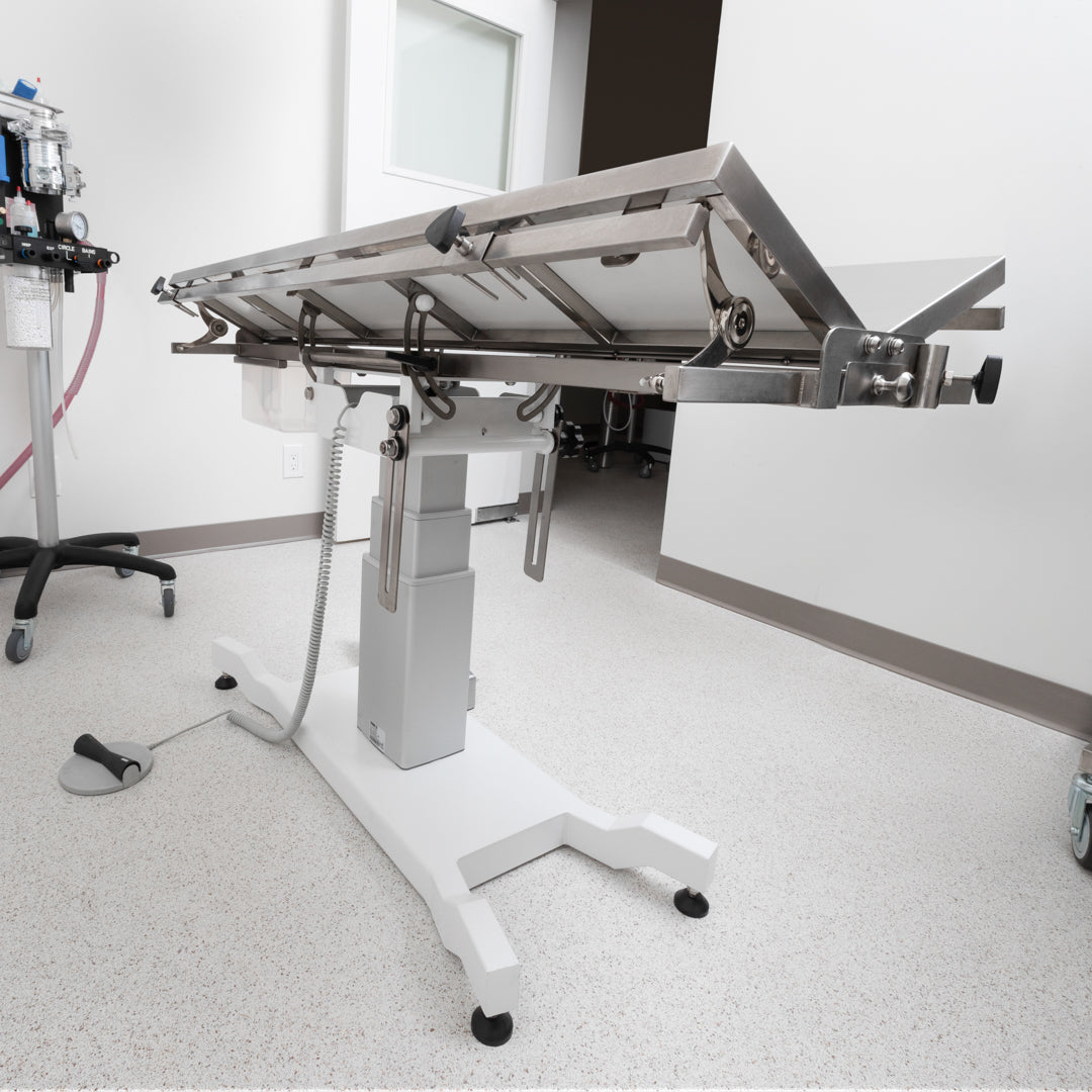Table vétérinaire universelle FT-886 — Table d'opération V-top avancée