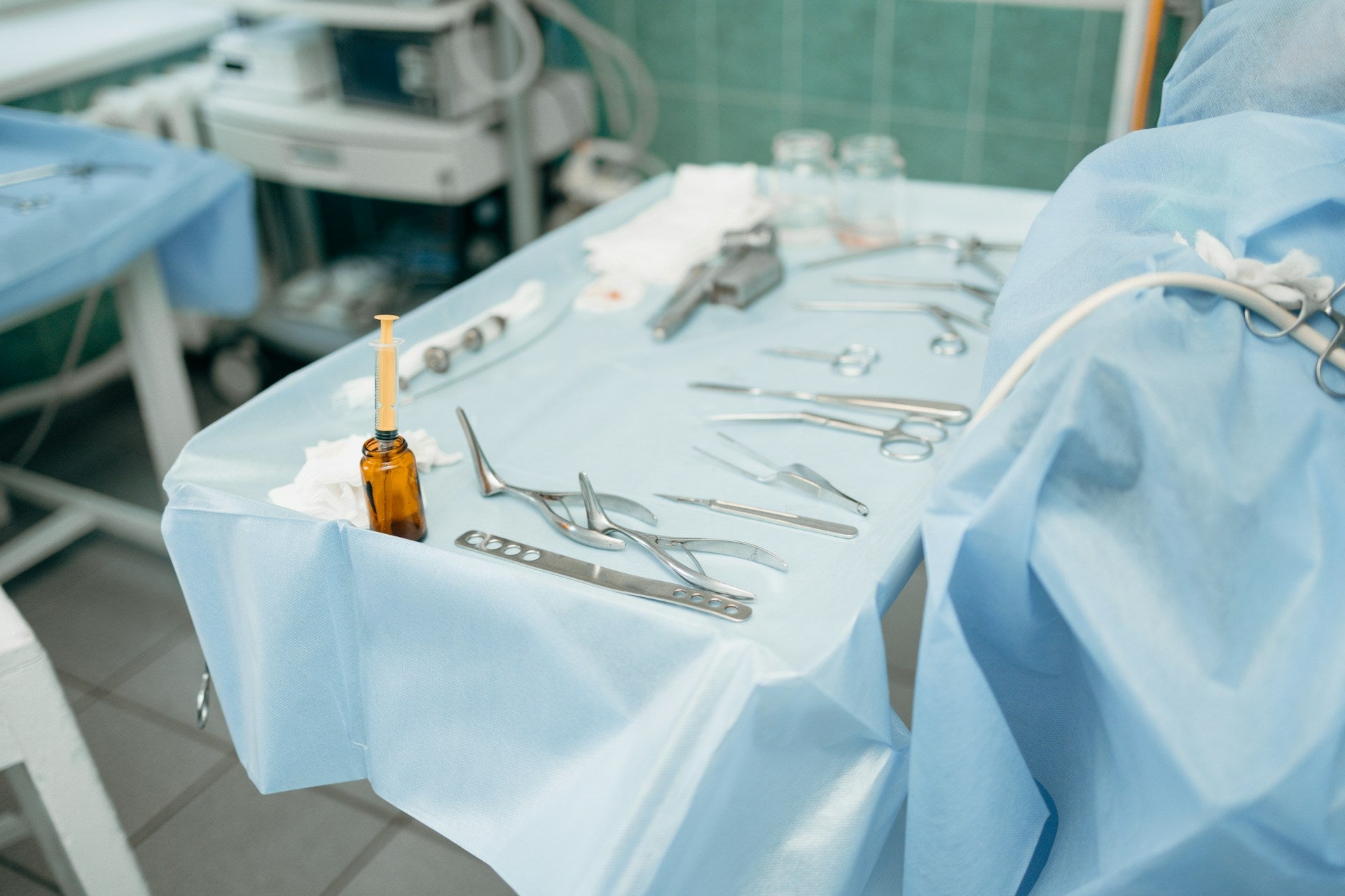 suture