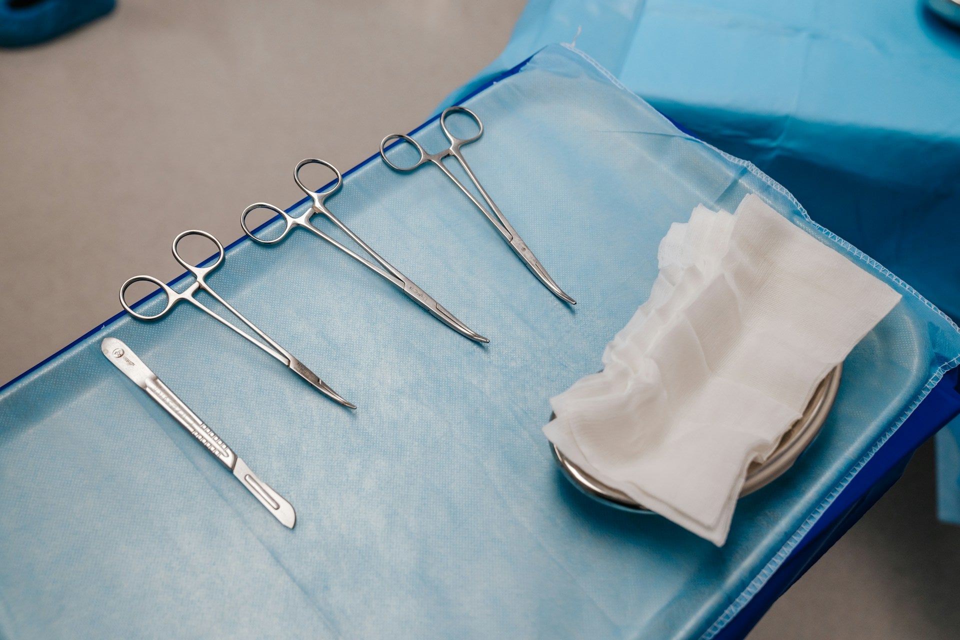 operating room equipment 