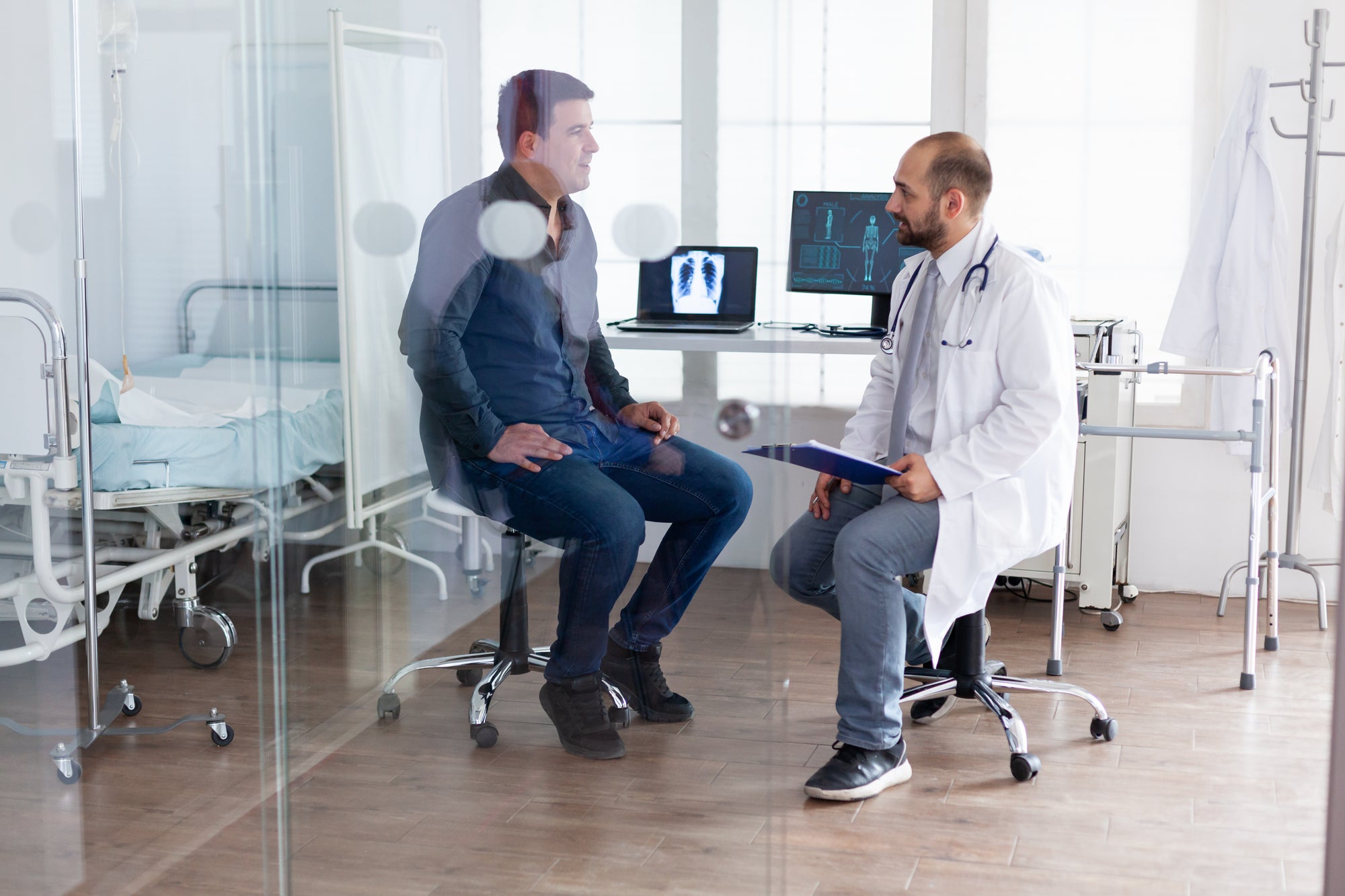 Prioritizing Occupational Health with Saddle Stools in Healthcare Practices