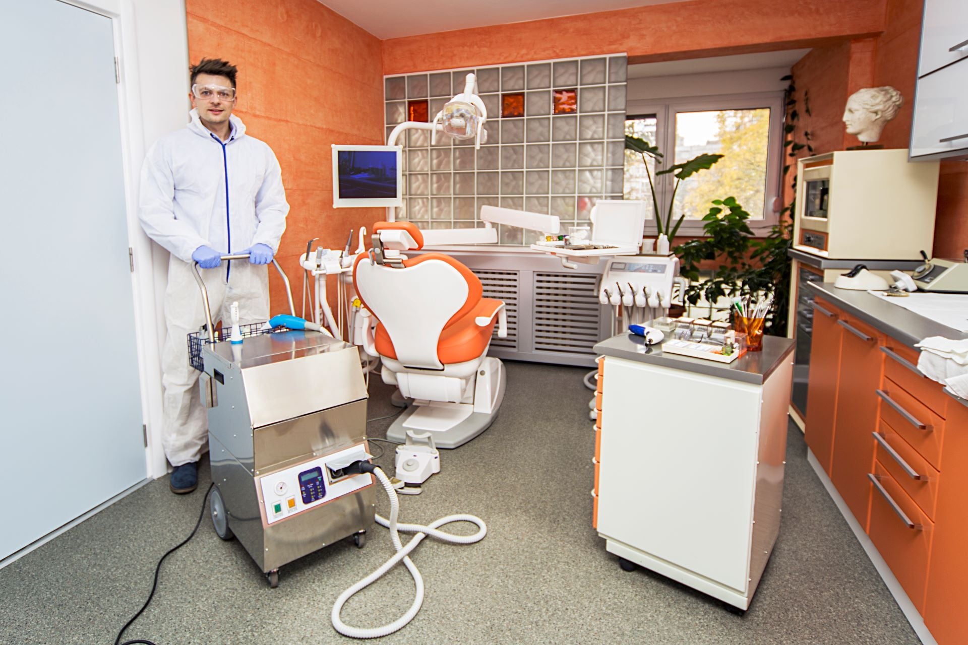 Transforming Dental Clinics with Innovative Dental Carts