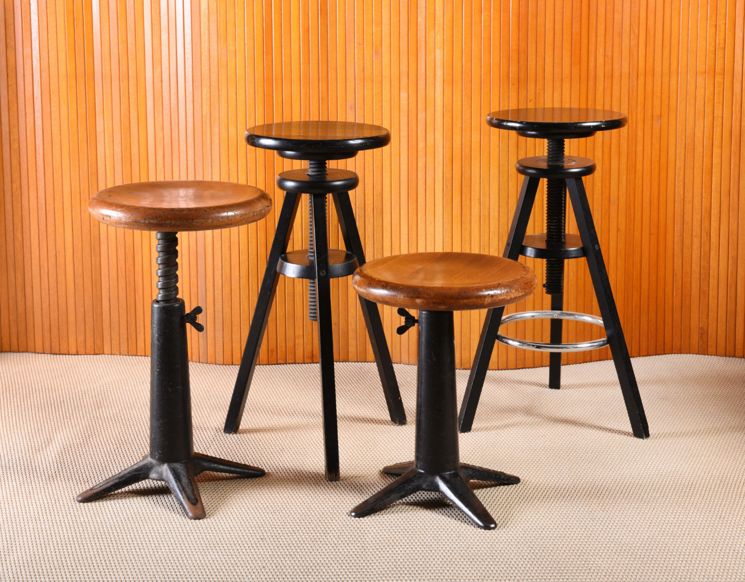 saddle stool