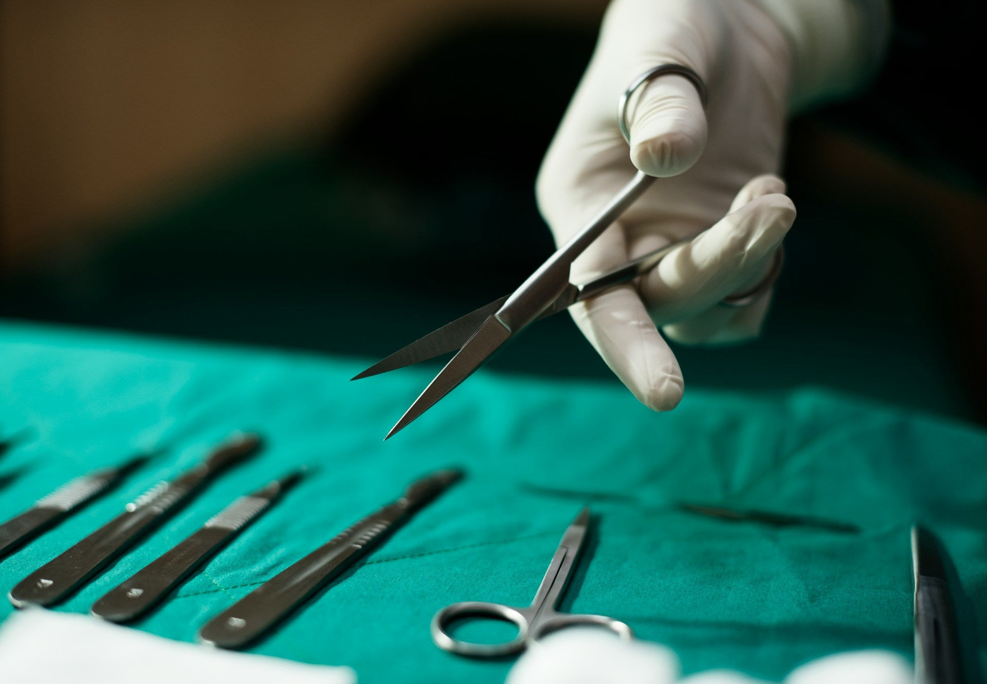 surgical scissors