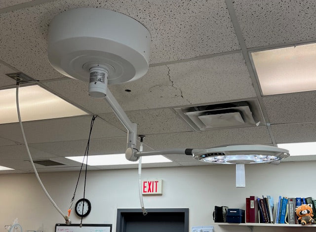 PN-400 LuminaPro Ceiling Mounted Exam / Procedure Light