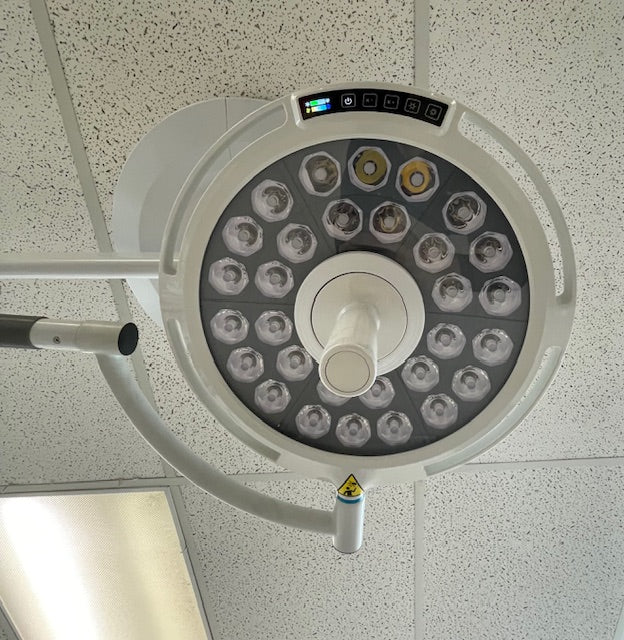 PN-400 LuminaPro Ceiling Mounted Exam / Procedure Light