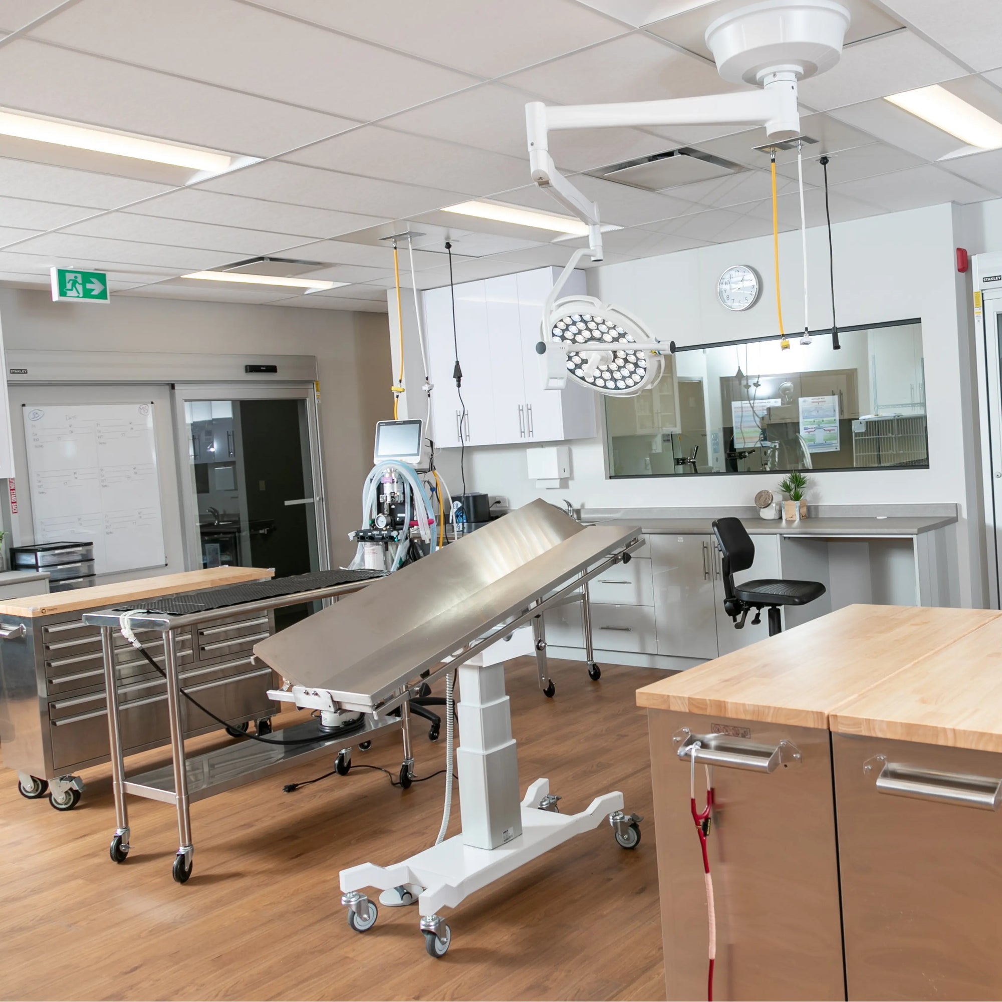 PN-500 LuminaPro Surgical Ceiling Light