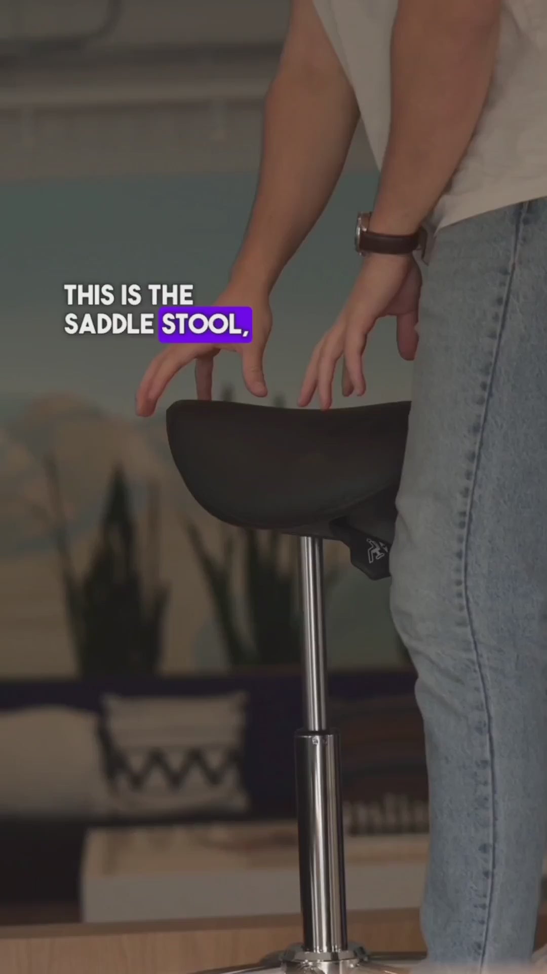 Saddle Stool - Black